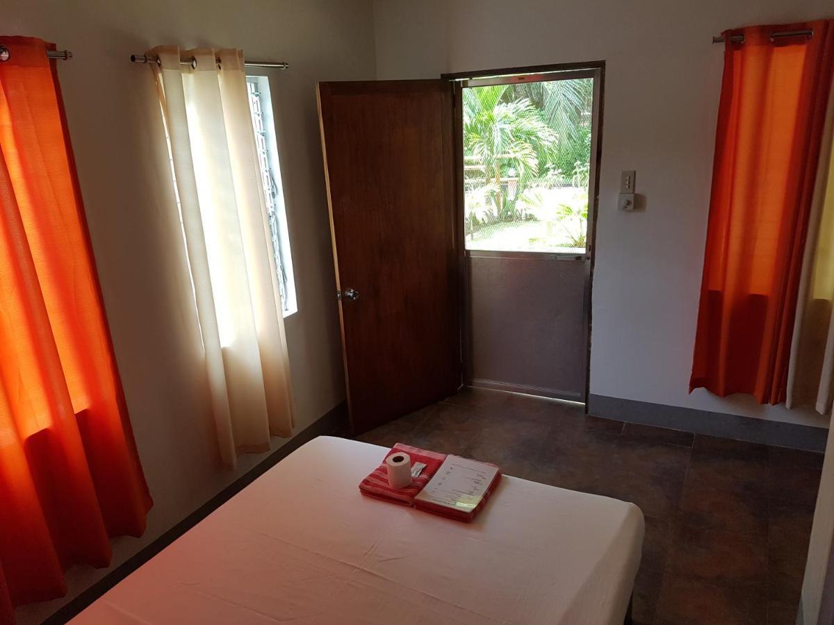 Marianita'S Cottages Mambajao Exterior foto